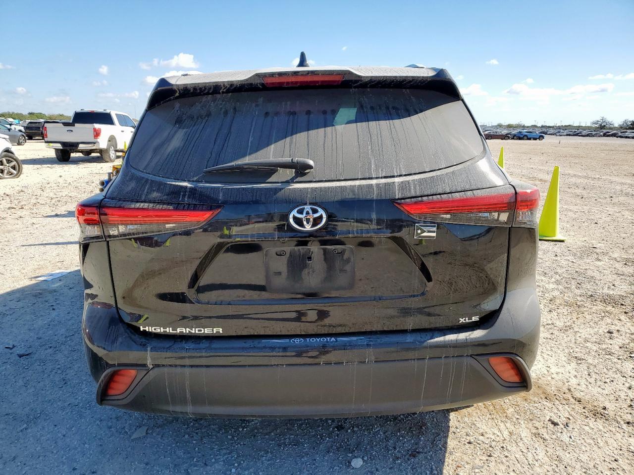 2022 Toyota Highlander Xle VIN: 5TDGZRAH5NS095284 Lot: 92506115