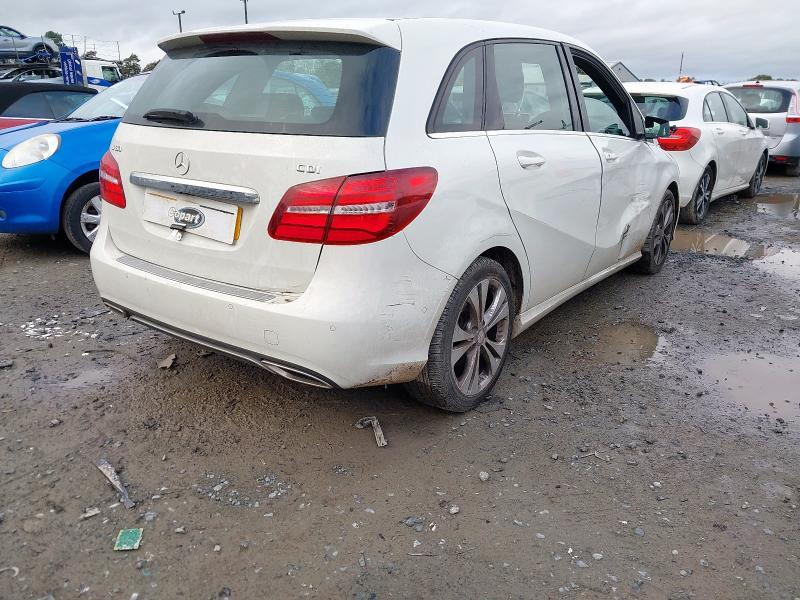 2015 MERCEDES-BENZ B CLASS B200 CDI SPORT PREMIUM 5DR
