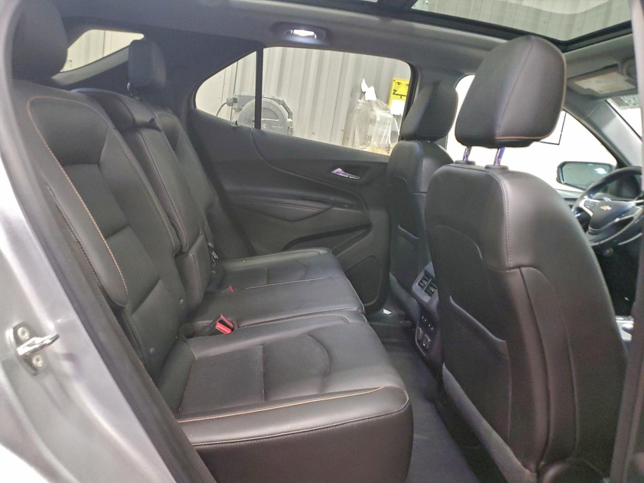 2018 Chevrolet Equinox Premier VIN: 2GNAXVEV0J6311722 Lot: 94380895