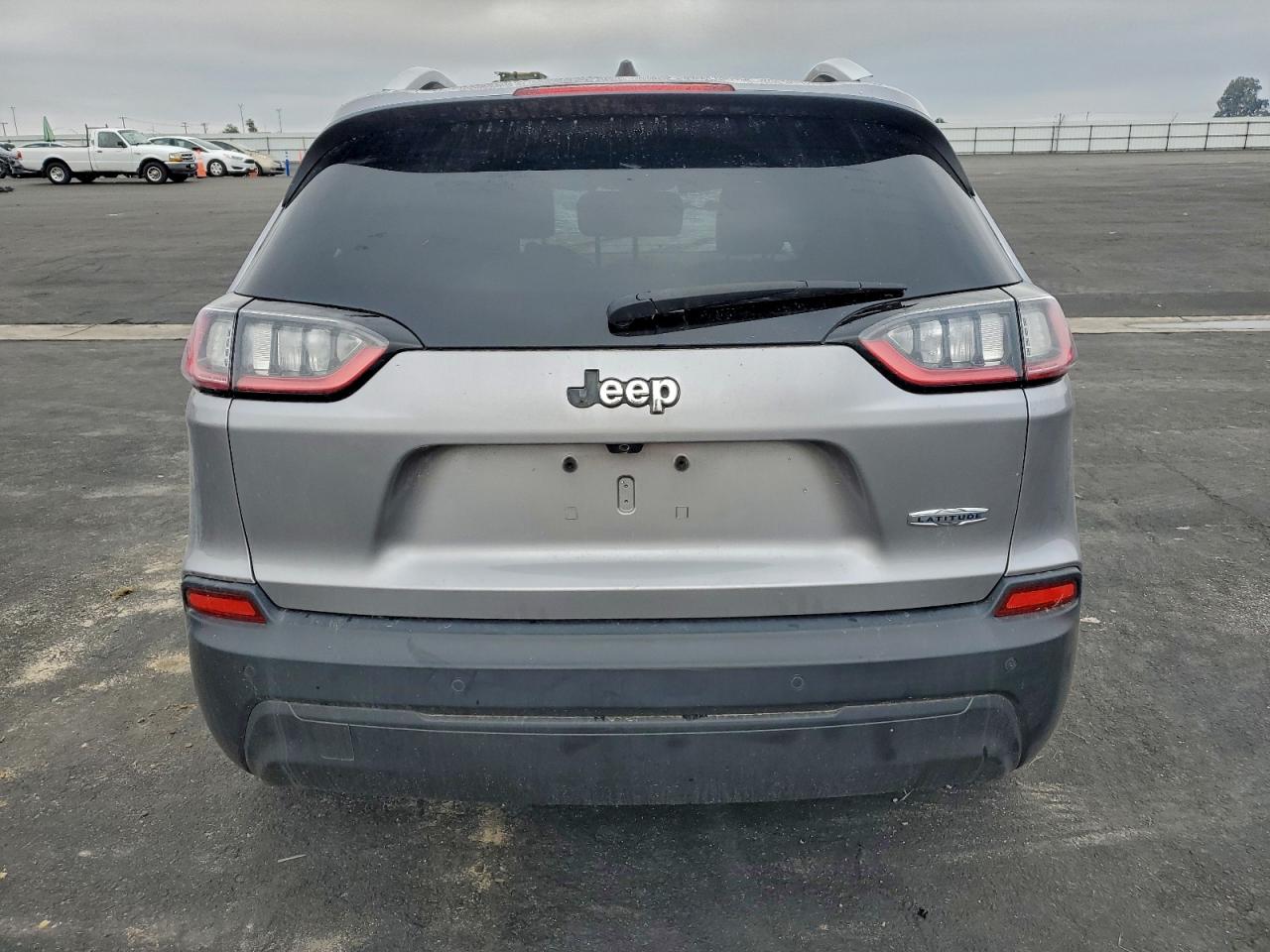 2019 Jeep Cherokee Latitude Plus VIN: 1C4PJLLBXKD327656 Lot: 93656845