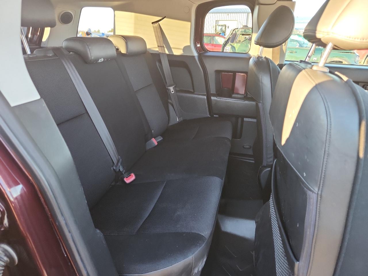 2007 Toyota Fj Cruiser VIN: JTEBU11F270010752 Lot: 93287005