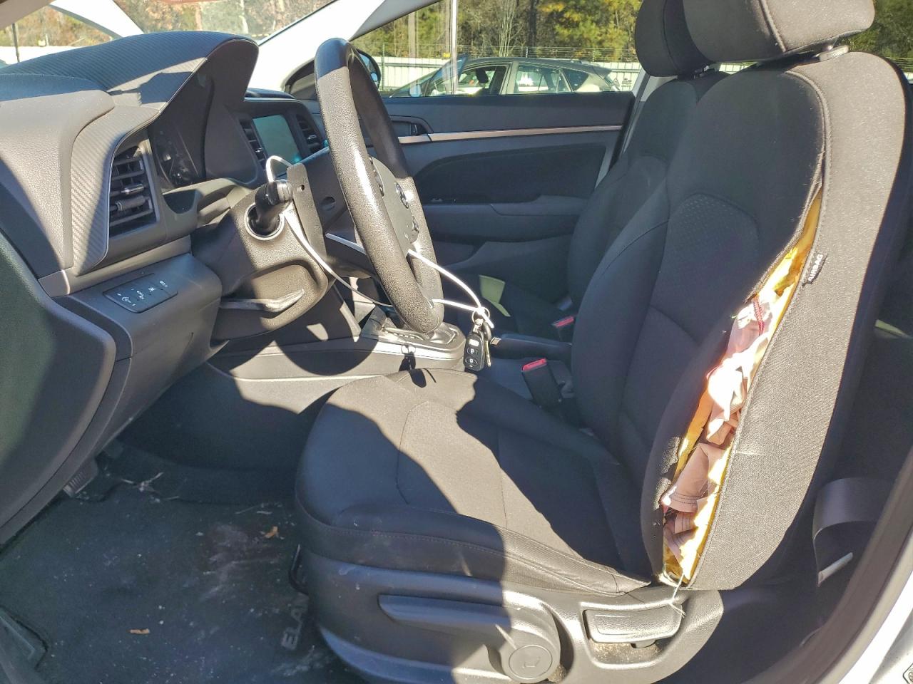 2019 Hyundai Elantra Sel VIN: 5NPD84LF4KH490000 Lot: 94237285