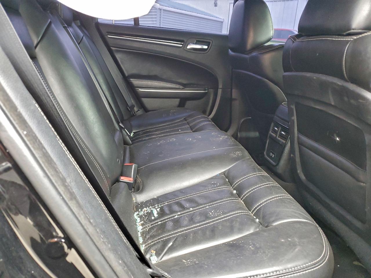 2019 Chrysler 300 S VIN: 2C3CCABGXKH555464 Lot: 90654305