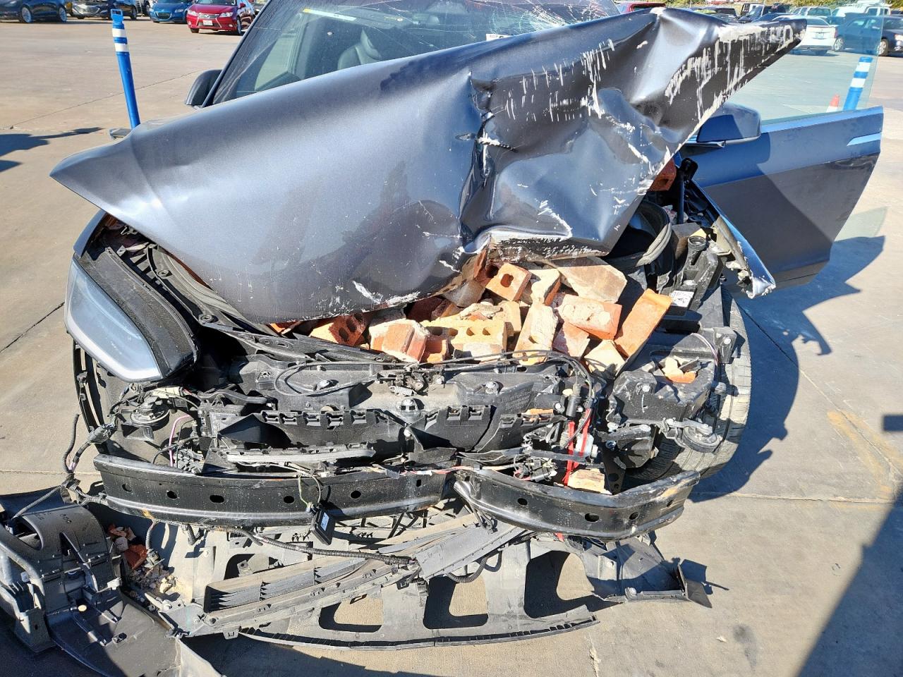 2018 Tesla Model X VIN: 5YJXCAE20JF112872 Lot: 92378865