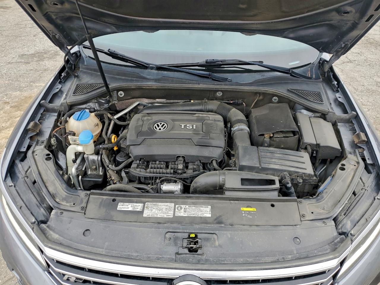 2017 Volkswagen Passat R-Line VIN: 1VWDT7A32HC057270 Lot: 93927365