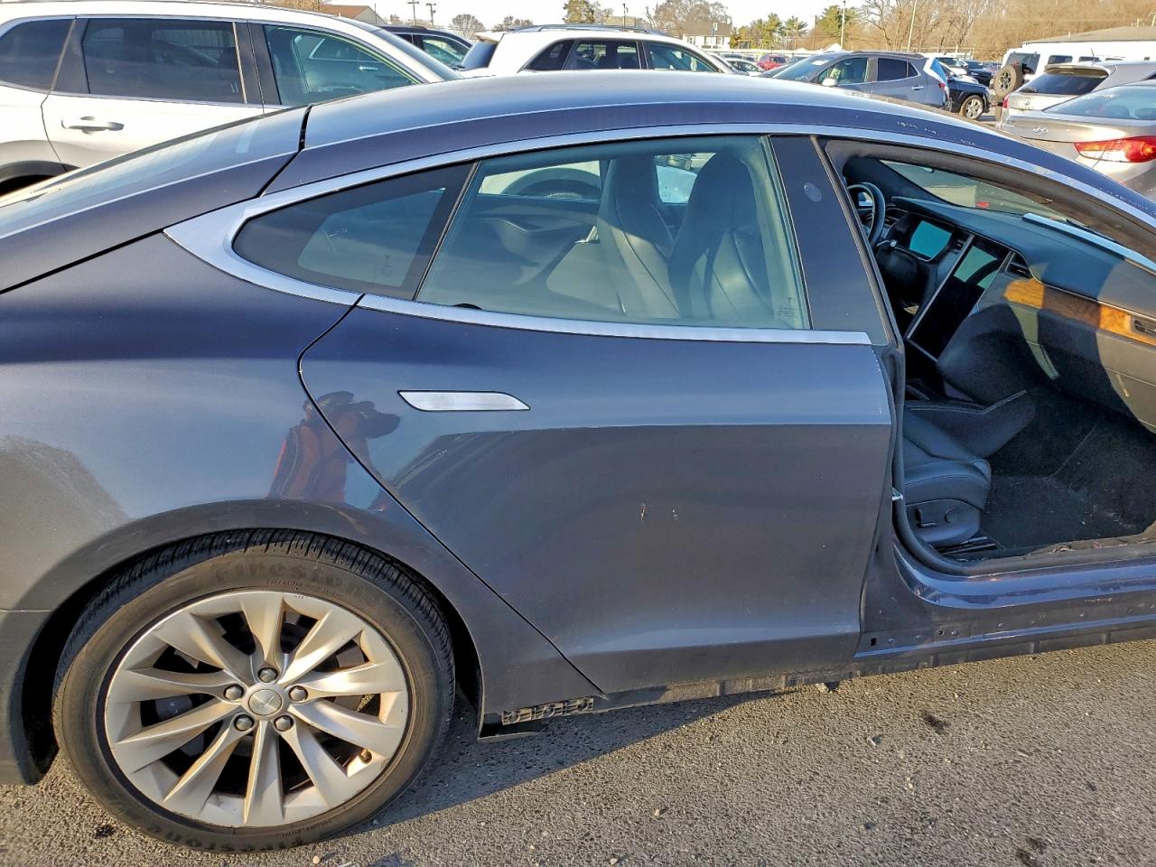 2019 Tesla Model S VIN: 5YJSA1E24KF305902 Lot: 93987205