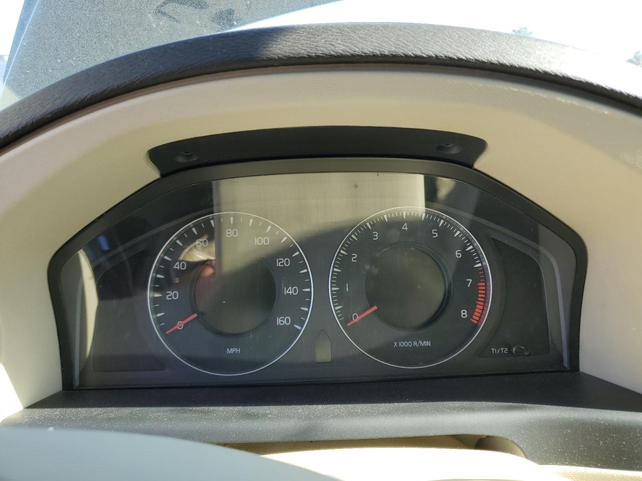 2009 Volvo V70 3.2 VIN: YV1BW982991099744 Lot: 92015215