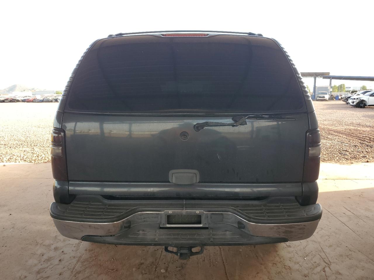 2004 Chevrolet Tahoe C1500 VIN: 1GNEC13T44R203877 Lot: 92353105