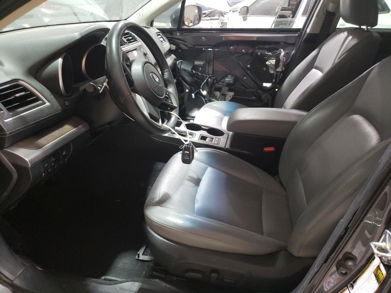 2018 Subaru Outback 2.5I Limited VIN: 4S4BSANC2J3274467 Lot: 92582745