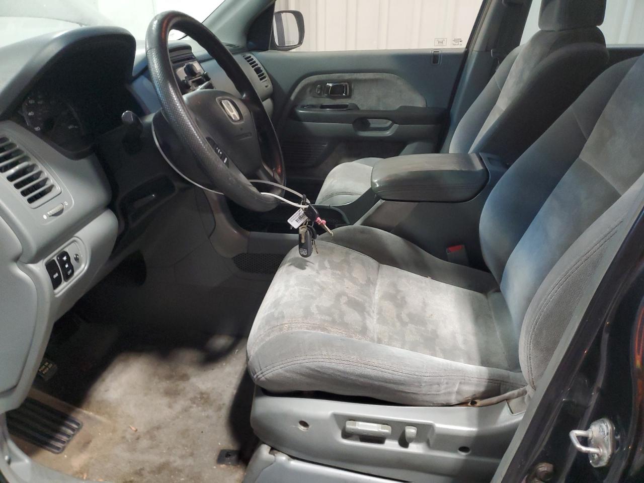 2004 Honda Pilot Ex VIN: 5FNYF18444B004719 Lot: 92612325