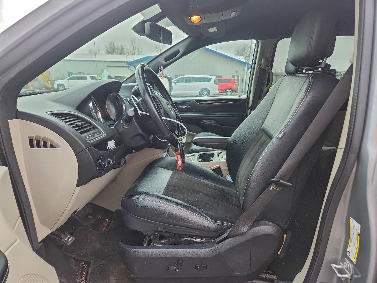 2019 Dodge Grand Caravan Sxt VIN: 2C4RDGCG0KR722994 Lot: 94361535