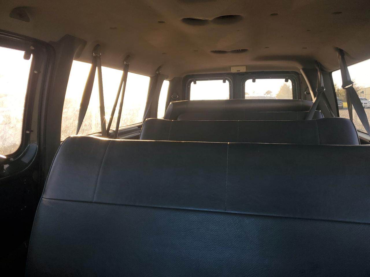 1994 Ford Econoline E350 Super Duty VIN: 1FBJS31H9RHA95648 Lot: 92308625