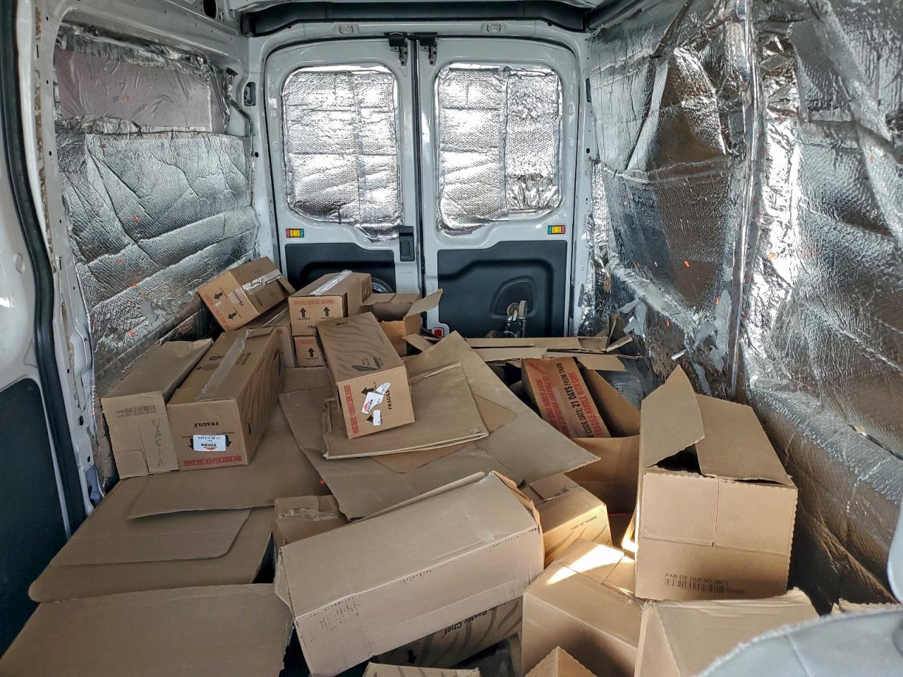 2018 Ford Transit T-250 VIN: 1FTYR2CM4JKB13507 Lot: 94248915