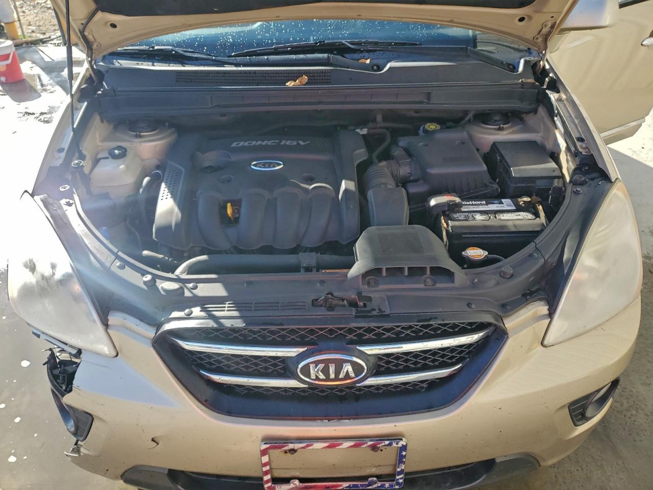 2007 Kia Rondo Base VIN: KNAFG525677024670 Lot: 94335895