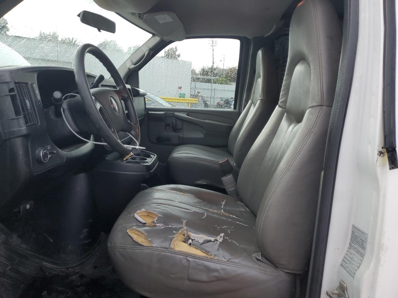 2008 GMC Truck Savana G25 VIN: 1GTGG25C781235381 Lot: 92632605