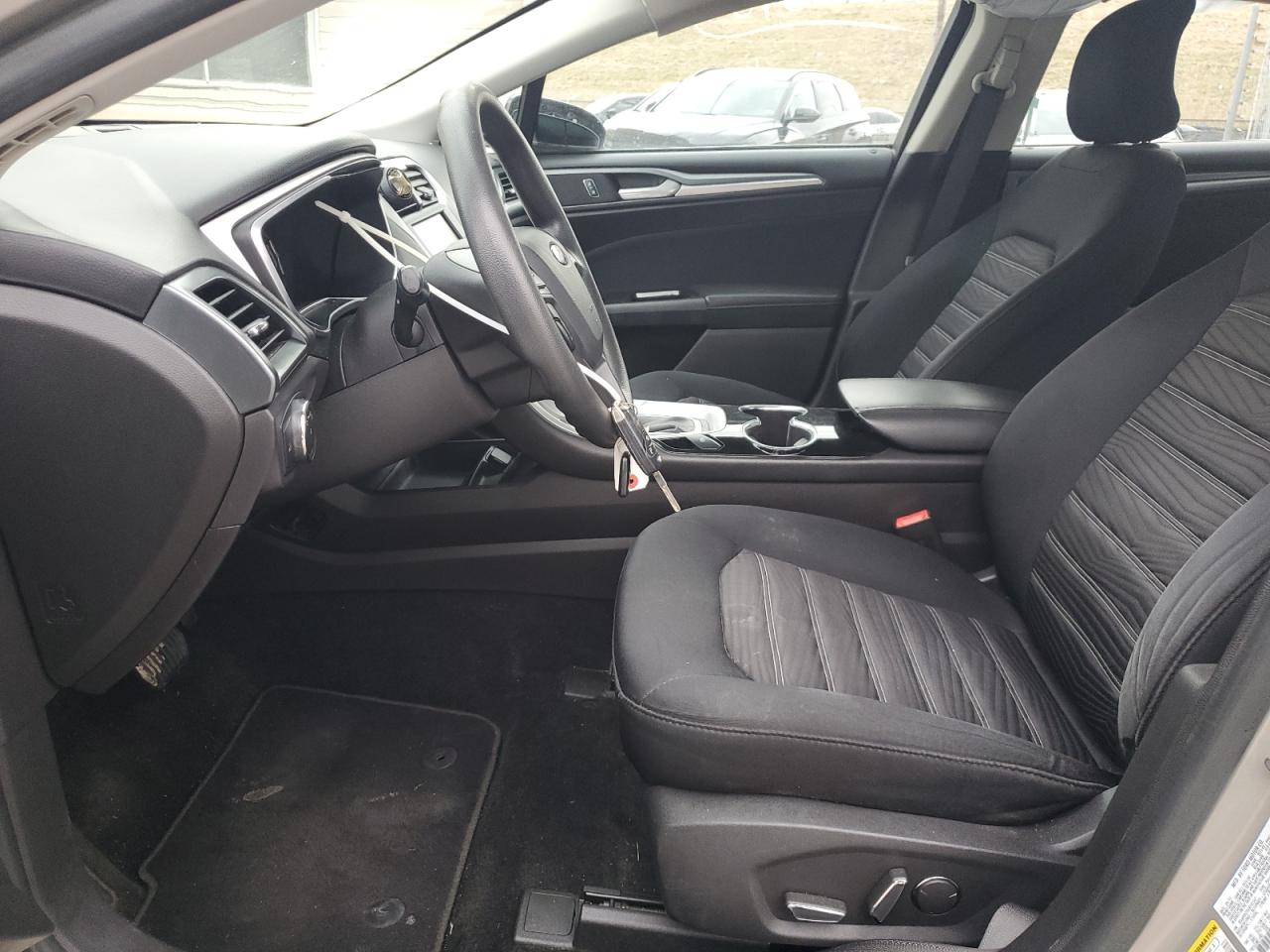 2016 Ford Fusion Se VIN: 3FA6P0H7XGR141567 Lot: 92666905