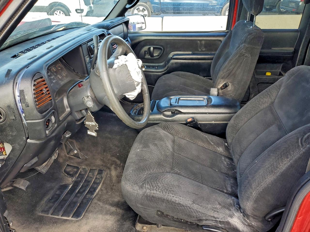 1998 Chevrolet Gmt-400 K1500 VIN: 2GCEK19R5W1263511 Lot: 94164905