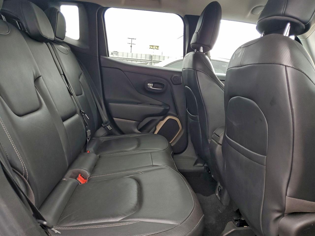 2015 Jeep Renegade Limited VIN: ZACCJADT5FPB29455 Lot: 93977505