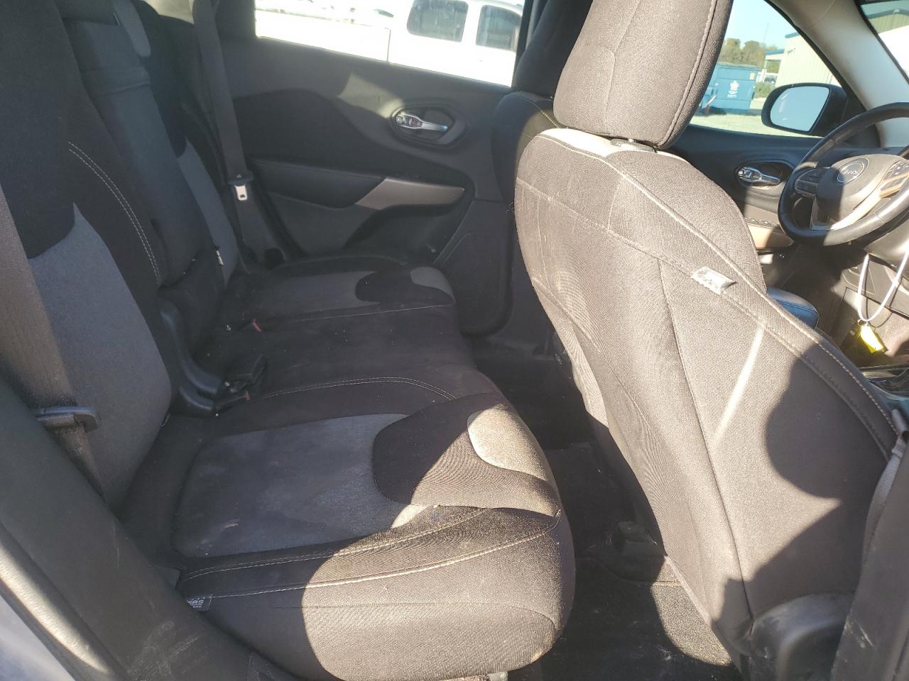 2017 Jeep Cherokee Sport VIN: 1C4PJLAB6HW596222 Lot: 92584905