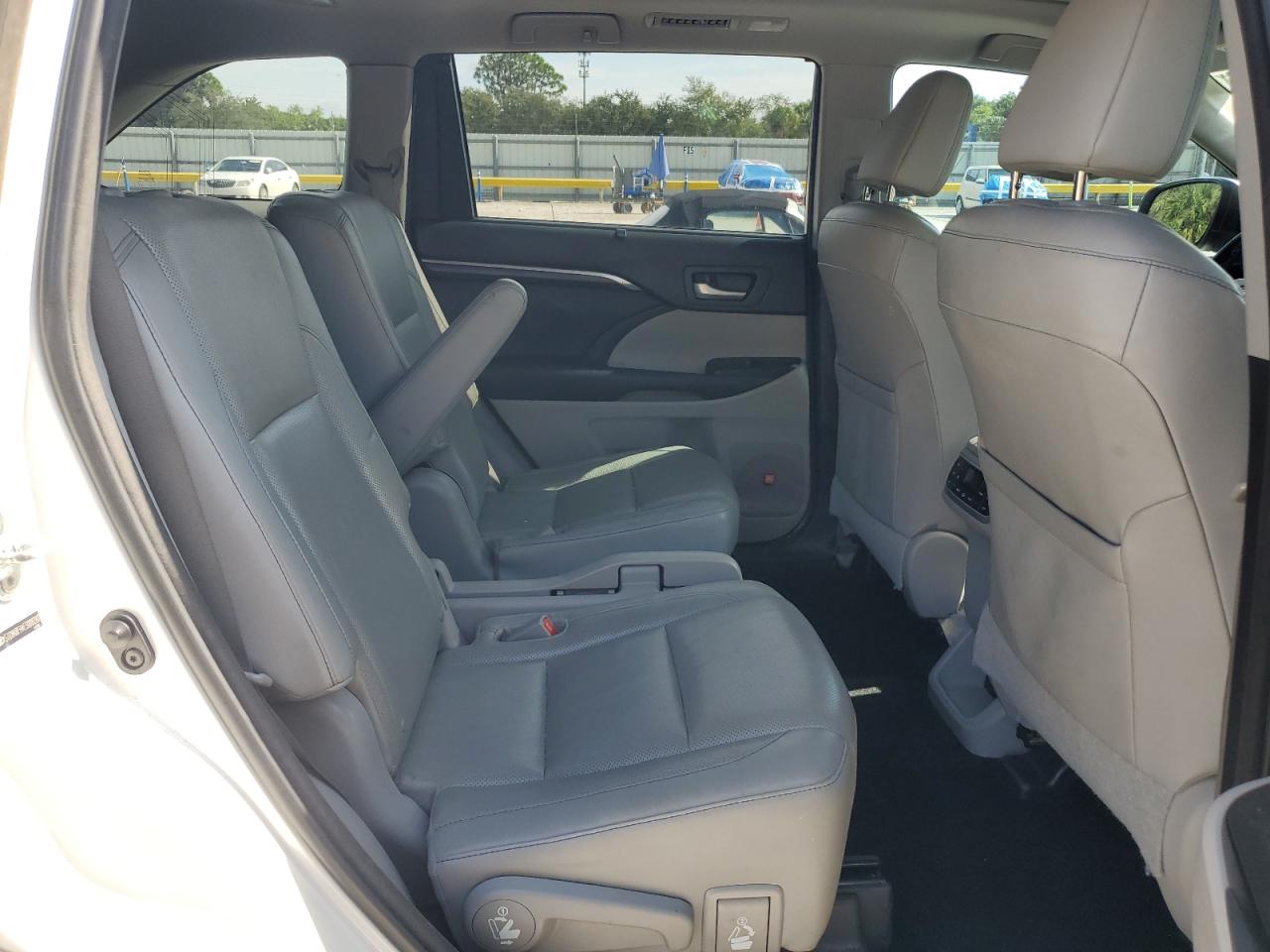 2014 Toyota Highlander Limited VIN: 5TDYKRFH4ES008380 Lot: 91825765