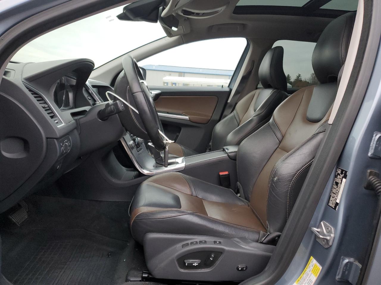 2017 Volvo Xc60 T6 Dynamic VIN: YV449MRR8H2217504 Lot: 93497405