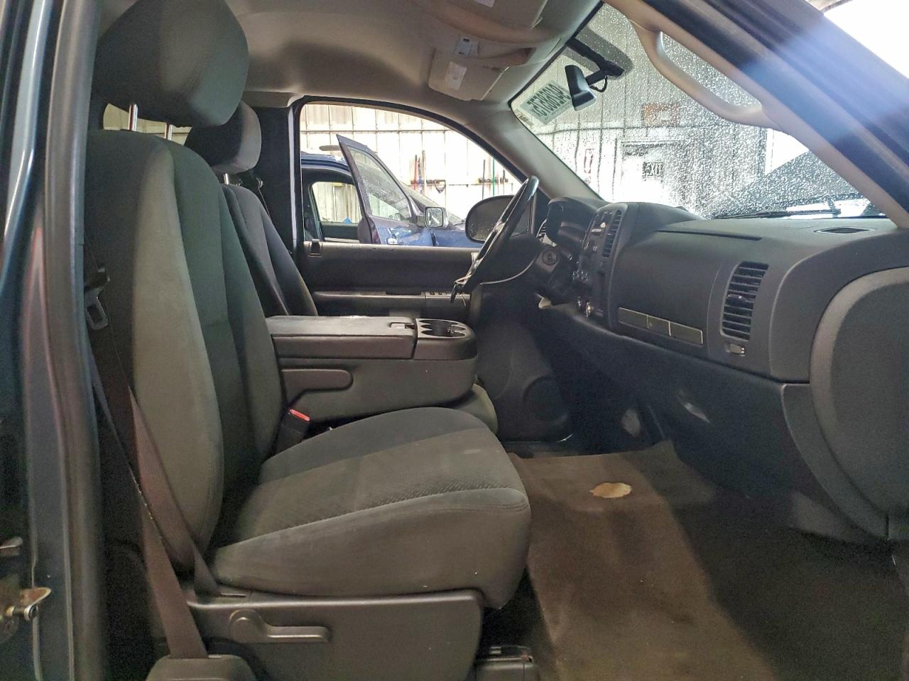 2008 Chevrolet Silverado K1500 VIN: 2GCEK19J281325248 Lot: 94268575