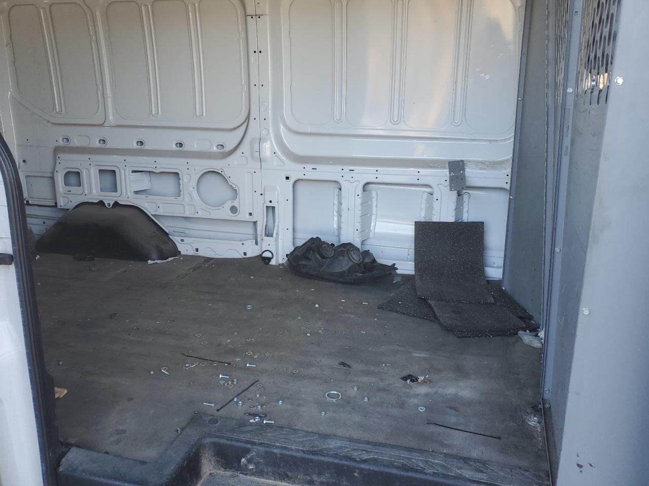 2019 Ford Transit Delivery Van VIN: 1FTYR2CM9KKB88415 Lot: 91466185