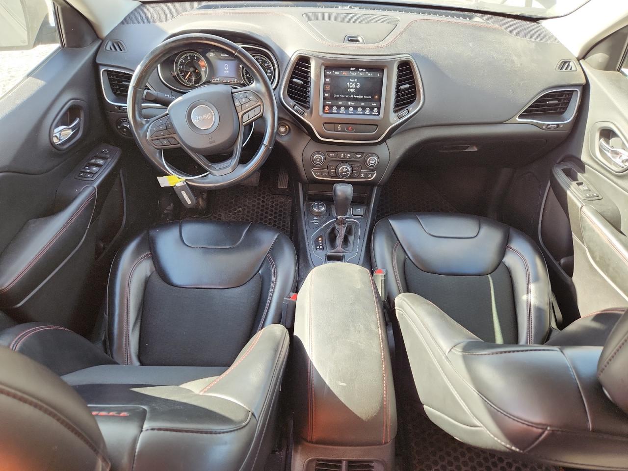 2020 Jeep Cherokee Trailhawk VIN: 1C4PJMBX2LD527404 Lot: 92480105