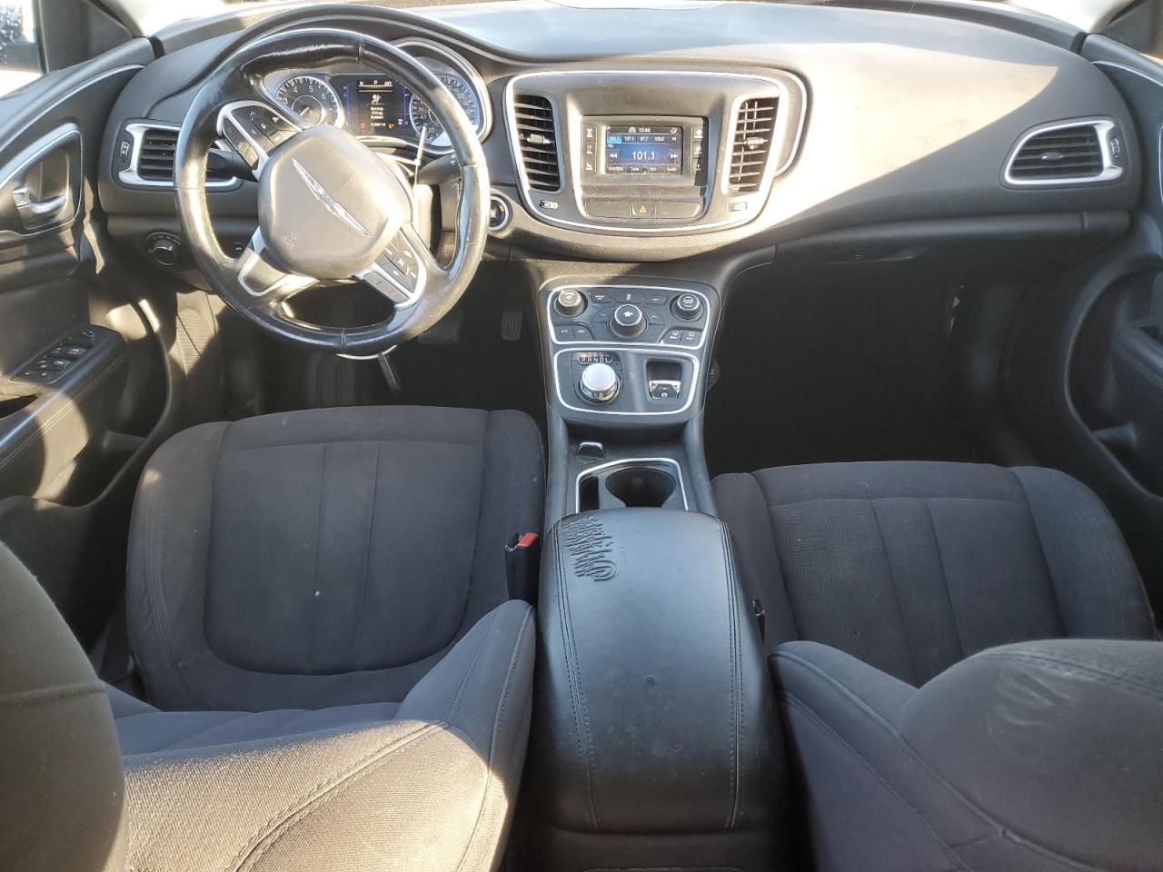 2015 Chrysler 200 Limited VIN: 1C3CCCAB3FN718616 Lot: 91912625