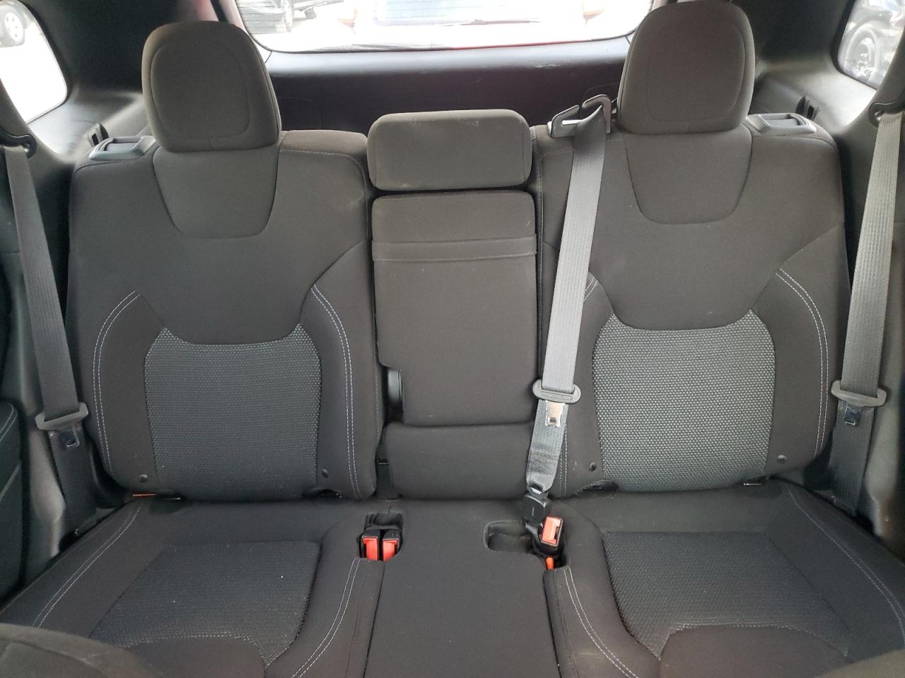 2019 Jeep Cherokee Latitude VIN: 1C4PJLCB4KD331752 Lot: 91884045