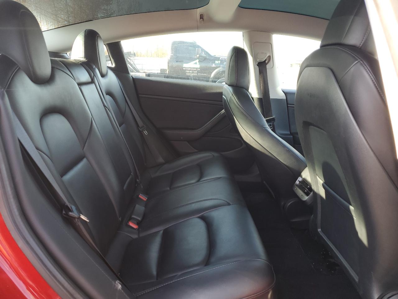 2020 Tesla Model 3 VIN: 5YJ3E1EB1LF664358 Lot: 92465175