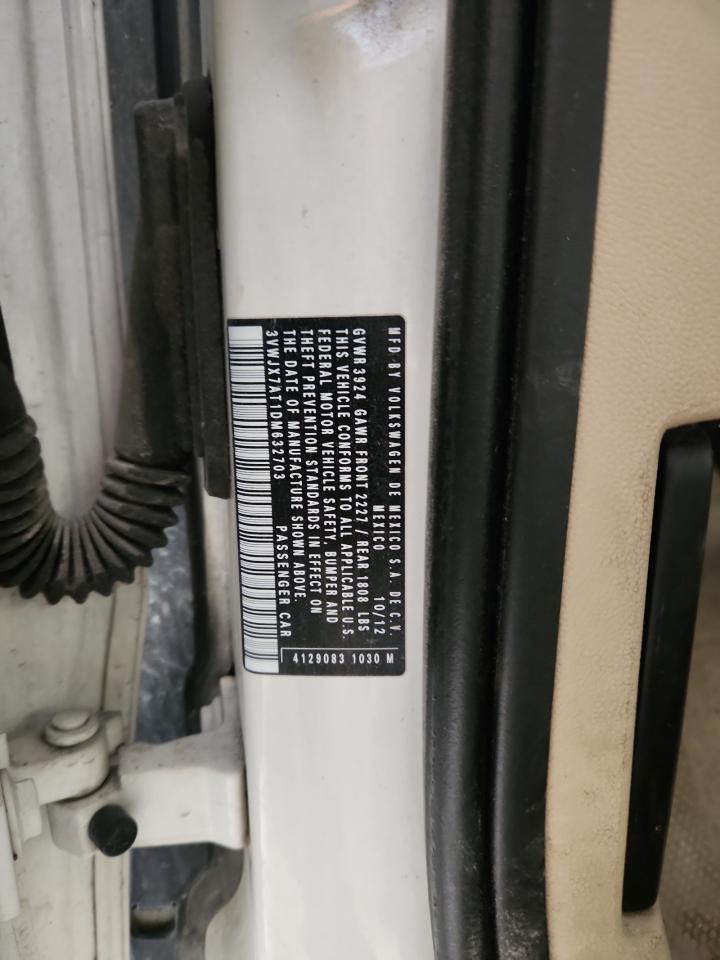 2013 Volkswagen Beetle VIN: 3VWJX7AT1DM632703 Lot: 92857275