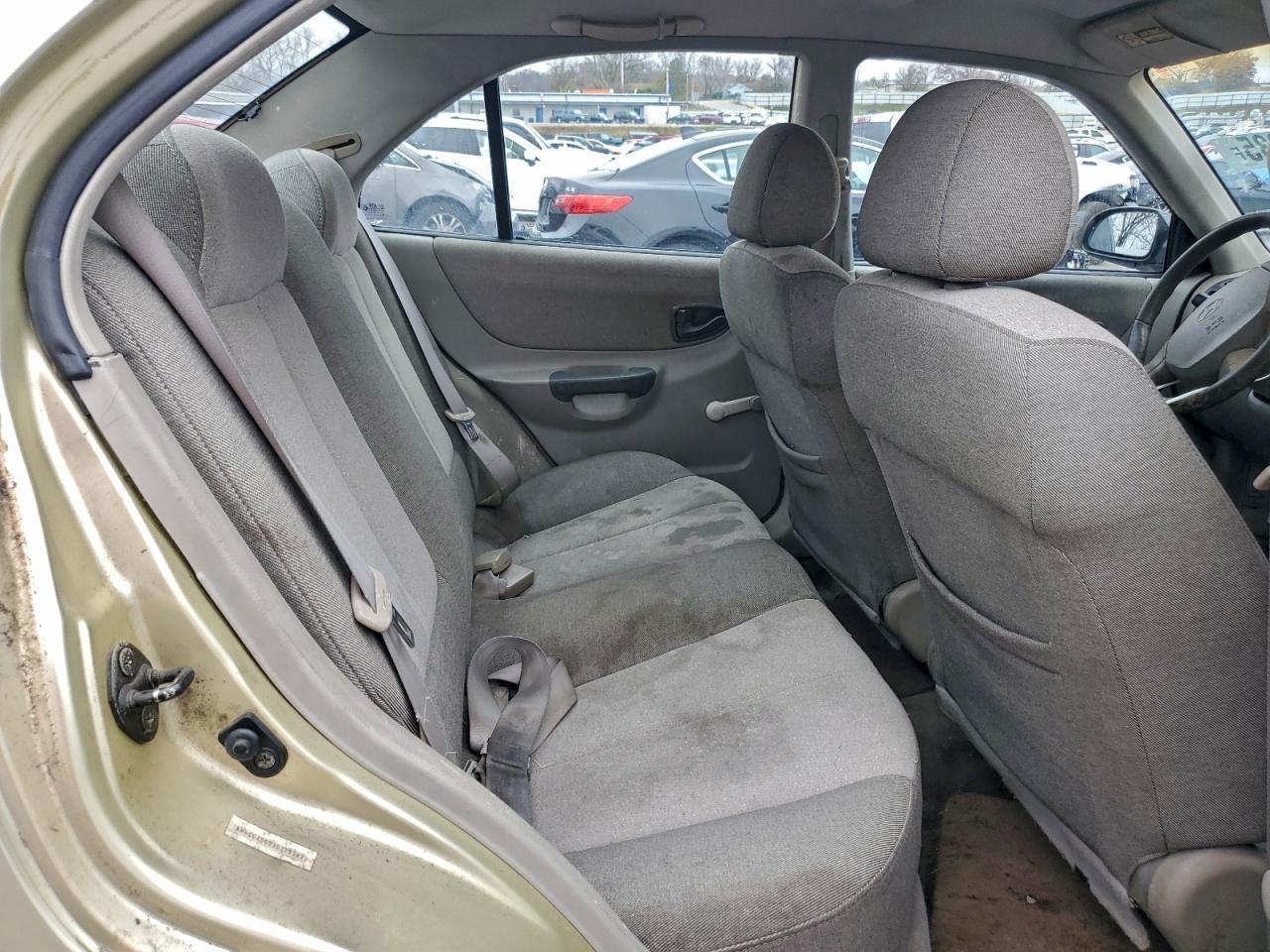 2002 Hyundai Accent Gl VIN: KMHCG45C72U275147 Lot: 93952935