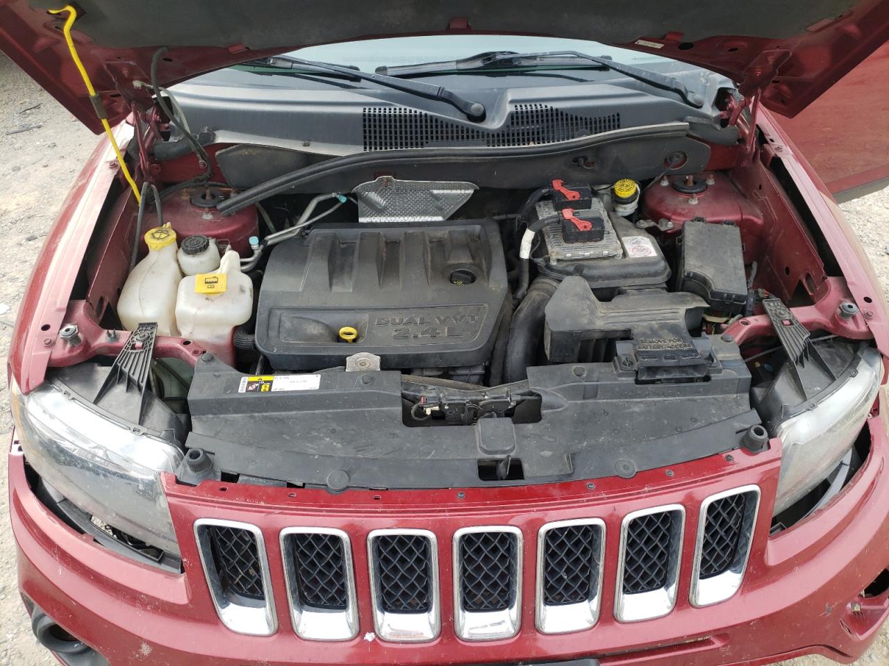 2015 Jeep Compass Latitude VIN: 1C4NJCEB7FD139686 Lot: 92080865