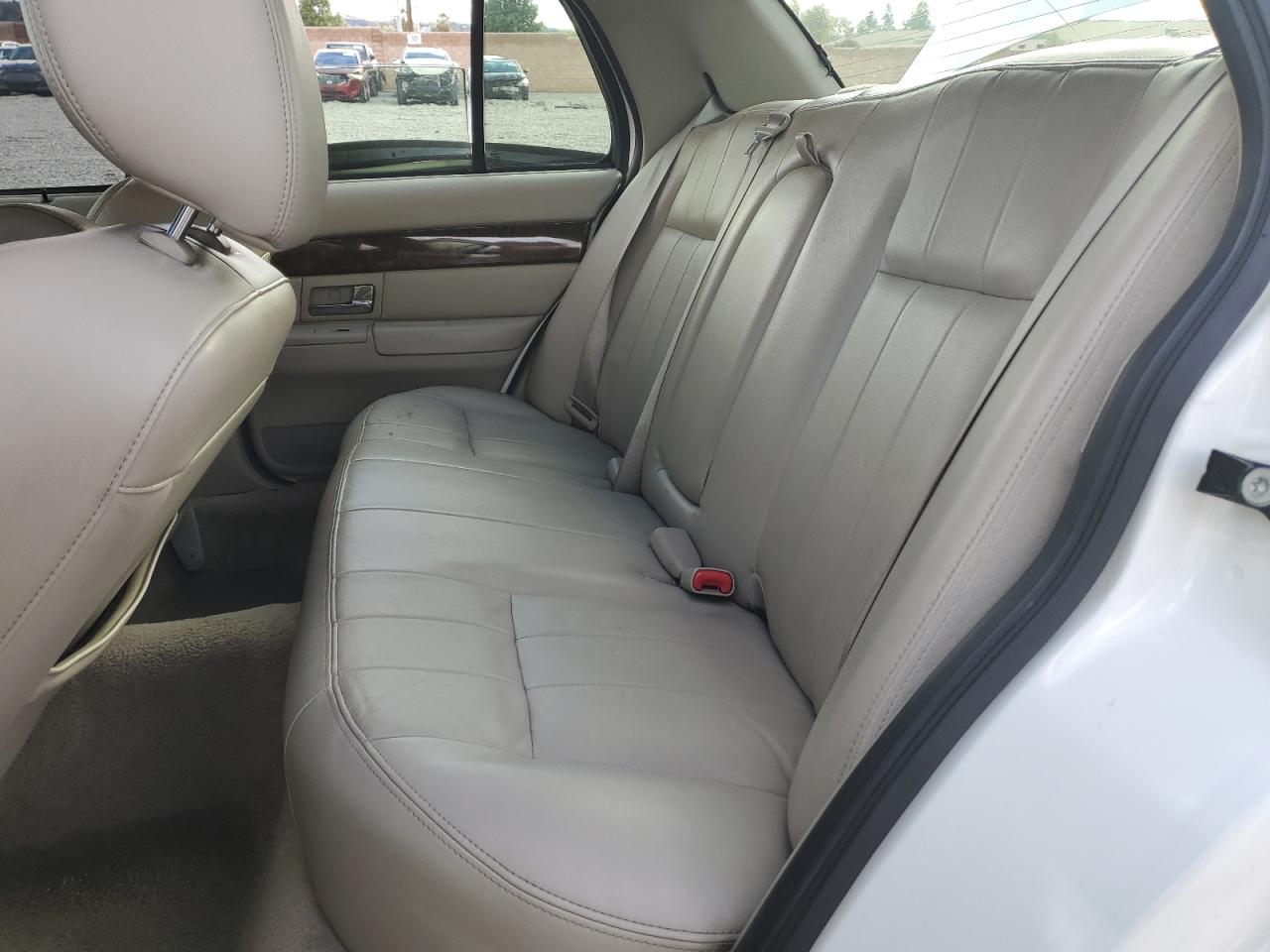 2011 Mercury Grand Marquis Ls VIN: 2MEBM7FV8BX609607 Lot: 93067625