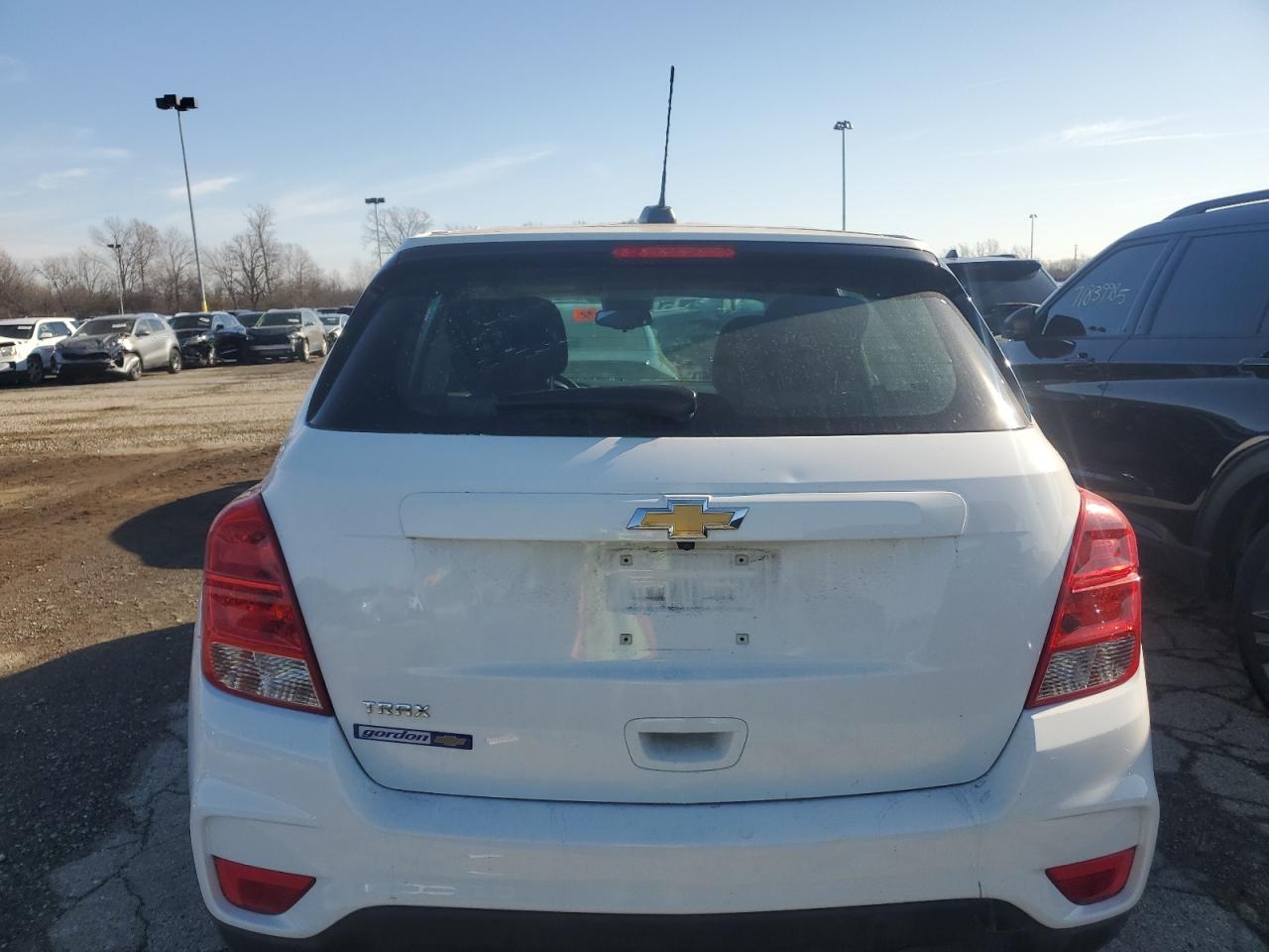 2020 Chevrolet Trax Ls VIN: 3GNCJKSB0LL214490 Lot: 92369165