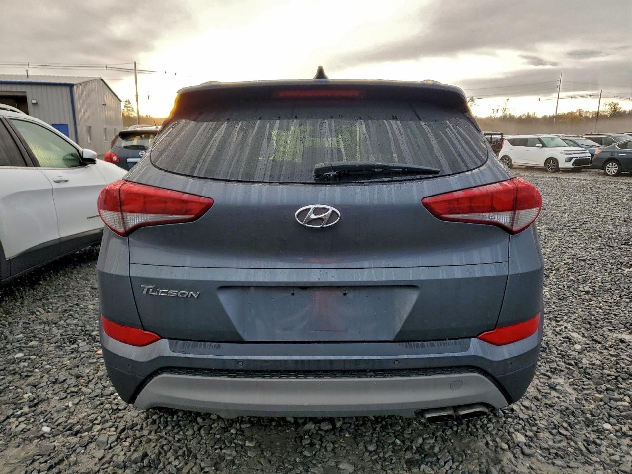2018 Hyundai Tucson Value VIN: KM8J33A2XJU765445 Lot: 94648865