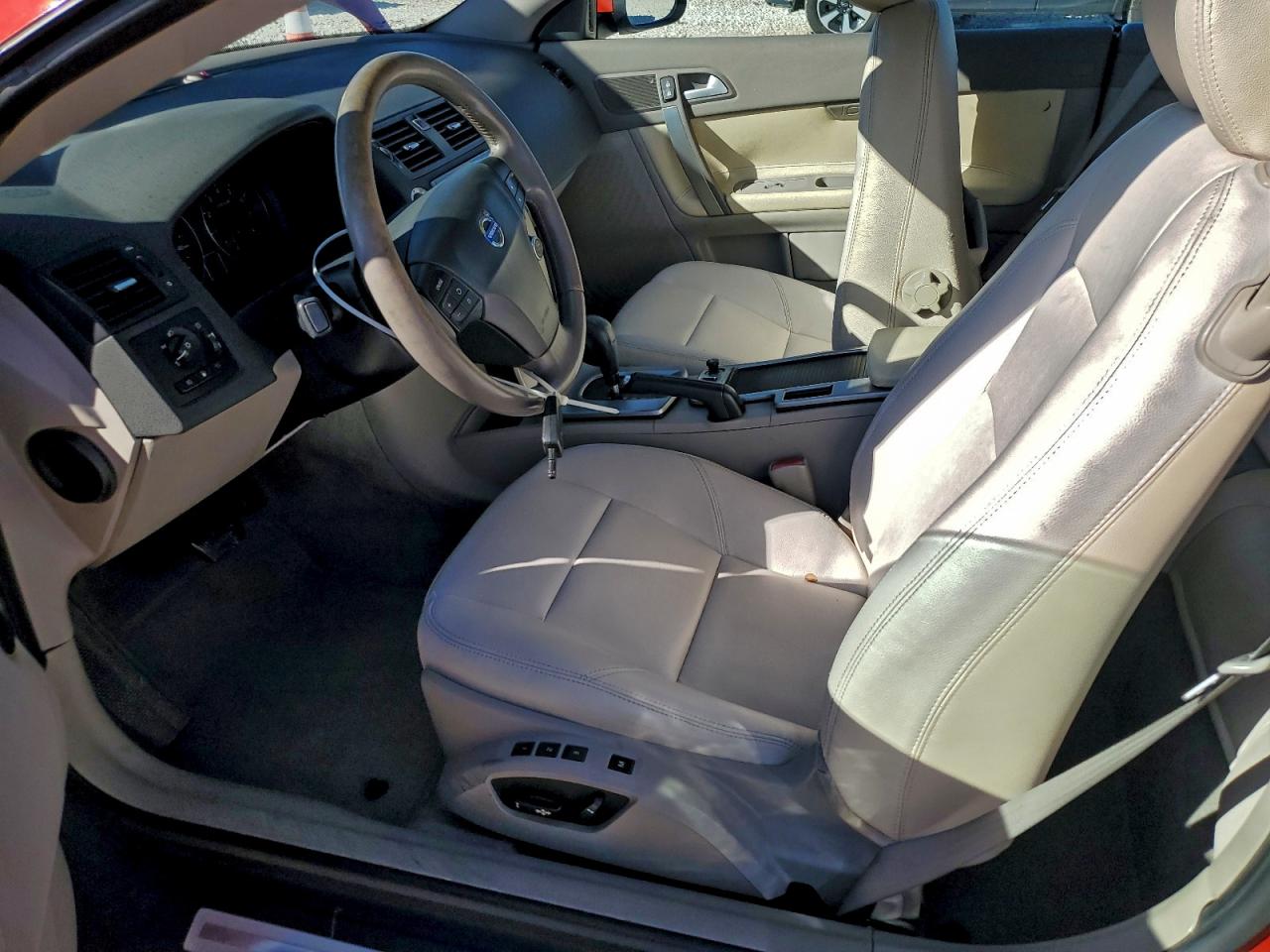 2008 Volvo C70 T5 VIN: YV1MC67238J051303 Lot: 94747805