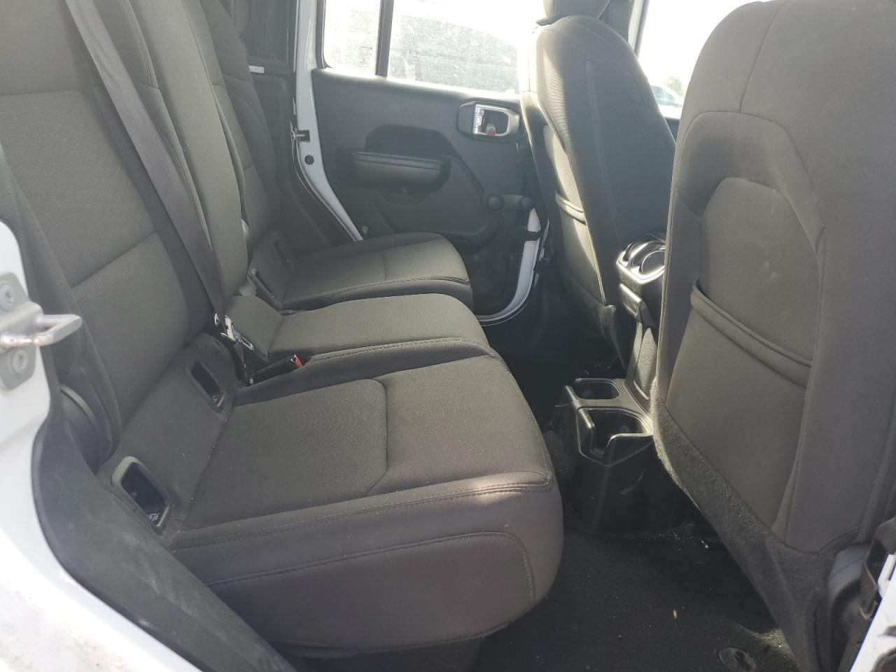 2020 Jeep Gladiator Sport VIN: 1C6JJTAG6LL154947 Lot: 91394025