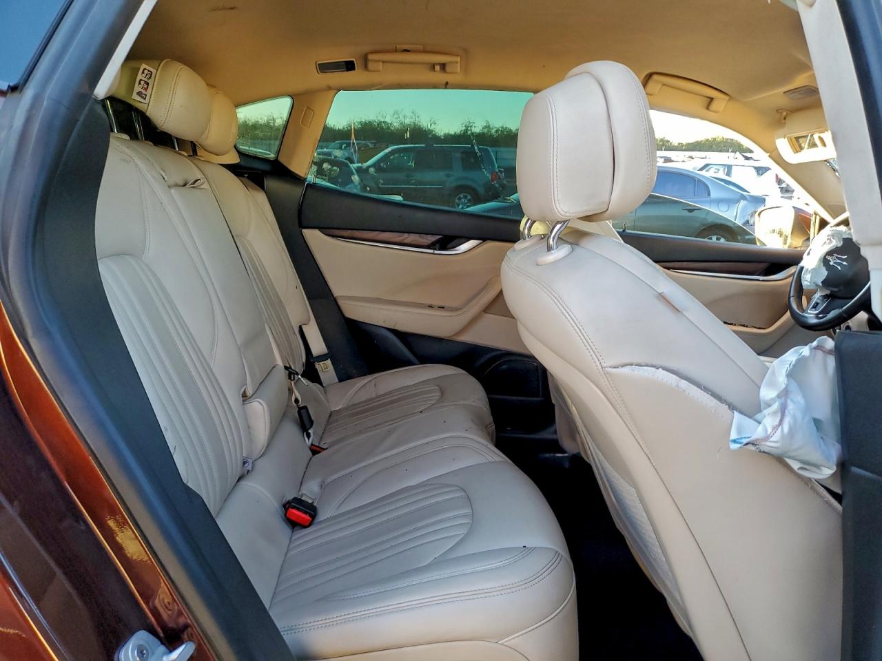 2017 Maserati Levante VIN: ZN661XUA8HX218076 Lot: 93856175