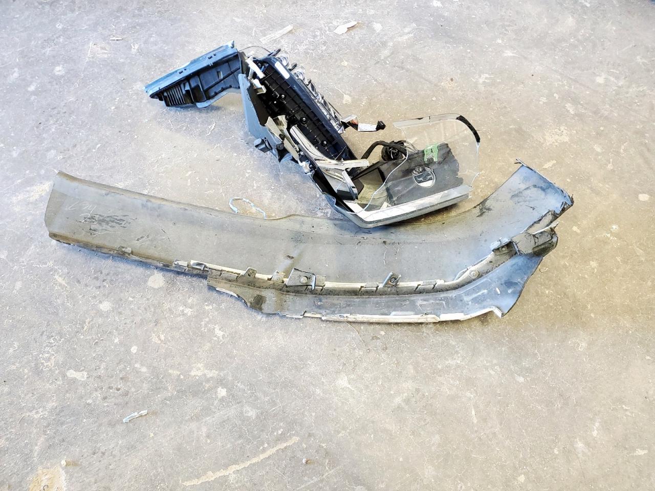 2018 Cadillac Escalade Luxury VIN: 1GYS3BKJXJR131543 Lot: 91832165