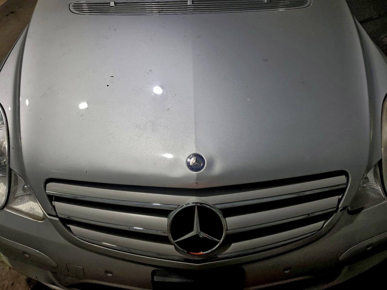 2008 Mercedes-Benz R 350 VIN: 4JGCB65E28A080918 Lot: 94545855