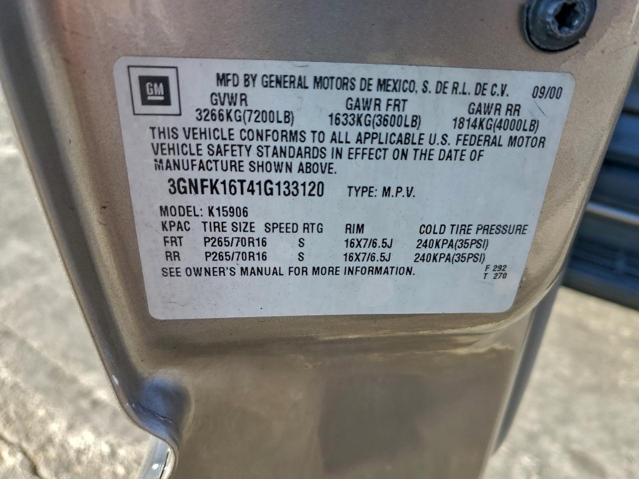 2001 Chevrolet Suburban K1500 VIN: 3GNFK16T41G133120 Lot: 94574715