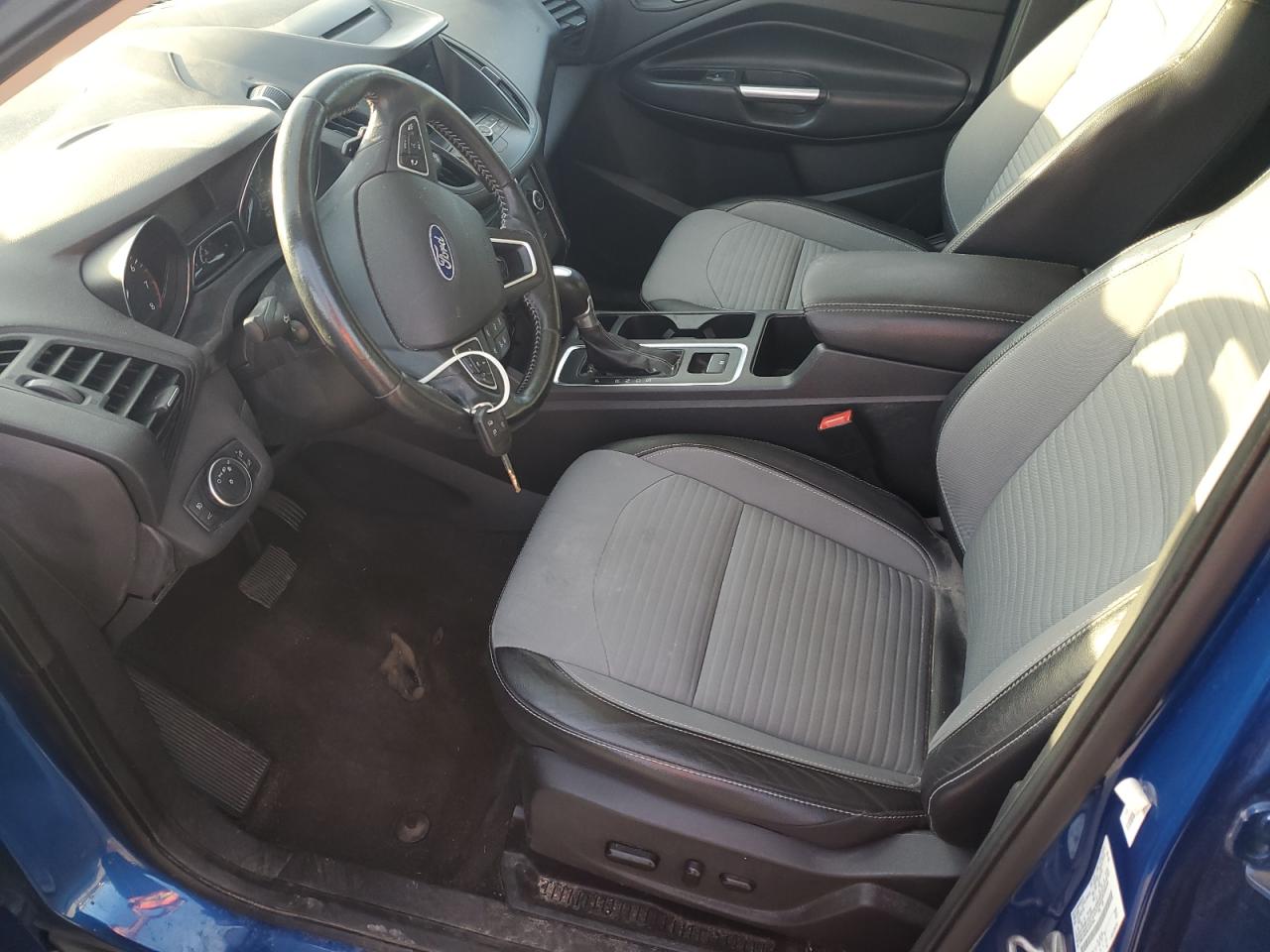 2018 Ford Escape Se VIN: 1FMCU9GD8JUD57284 Lot: 92673705