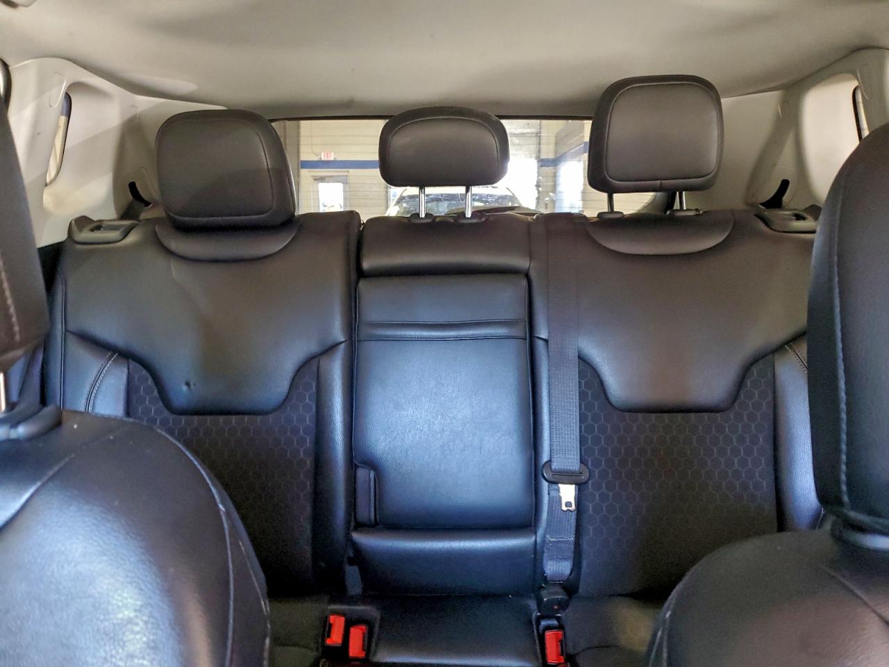 2018 Jeep Compass Latitude VIN: 3C4NJCBB1JT420423 Lot: 93304535