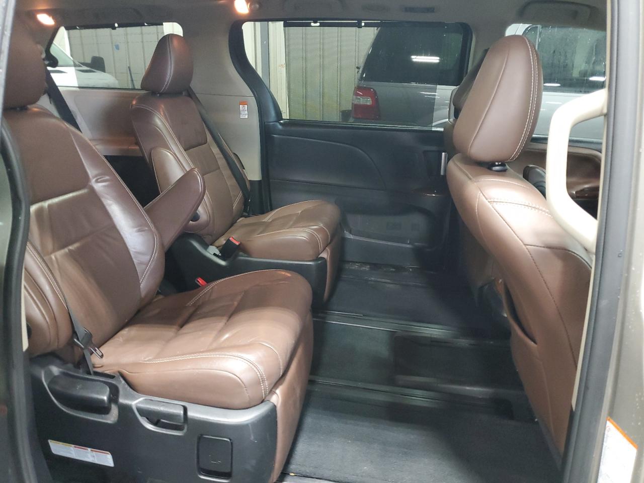 2016 Toyota Sienna Xle VIN: 5TDYK3DC7GS740798 Lot: 91404215