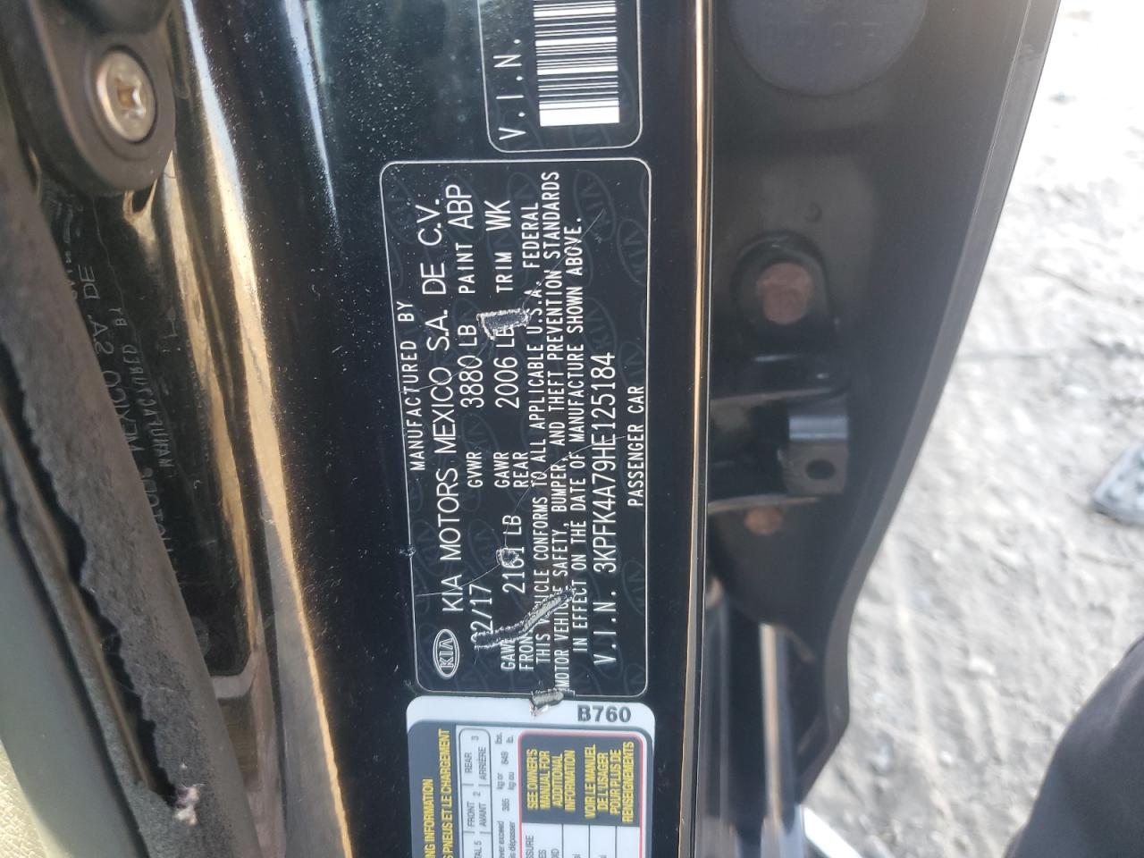 2017 Kia Forte Lx VIN: 3KPFK4A79HE125184 Lot: 91607045