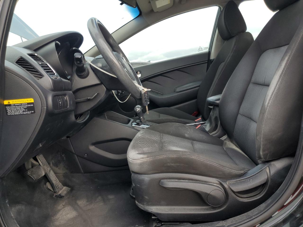 2017 Kia Forte Lx VIN: 3KPFK4A79HE074981 Lot: 82766205