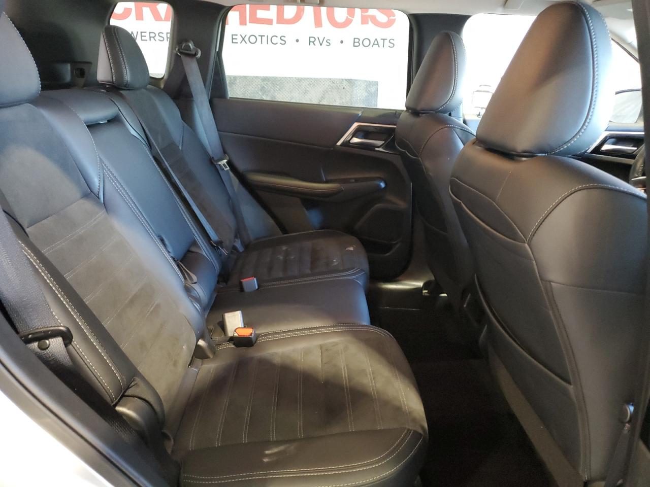 2024 Mitsubishi Outlander Se VIN: JA4J4VA89RZ067810 Lot: 92611135