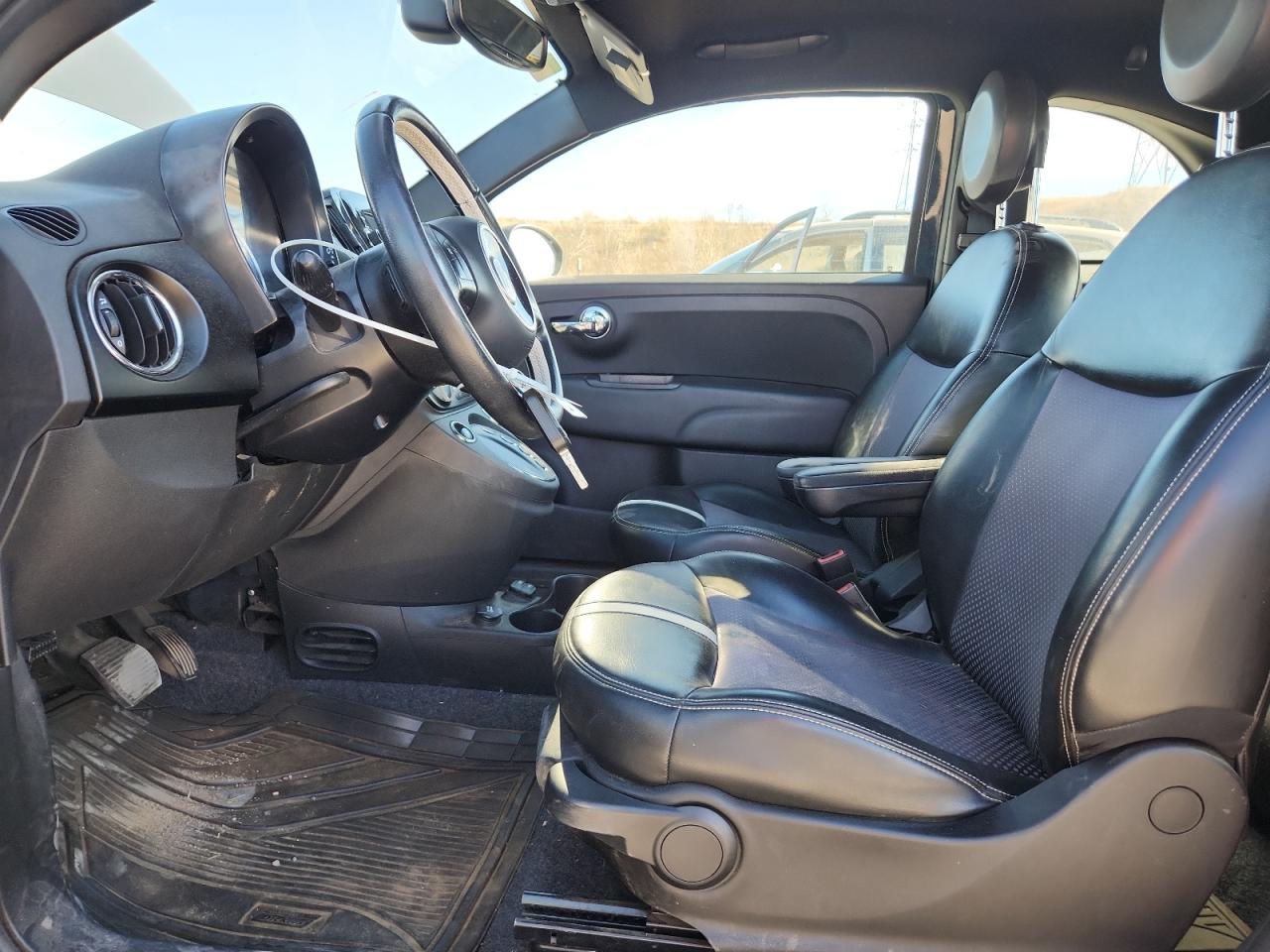 2017 Fiat 500 Electric VIN: 3C3CFFGE8HT598325 Lot: 85430525